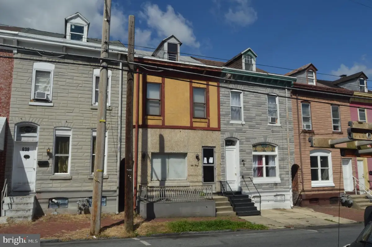 640 N 10th St N, Reading, PA 19604 - #1