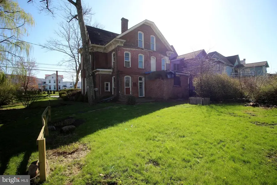 306 W 15th St, Tyrone, PA 16686 - Image #3
