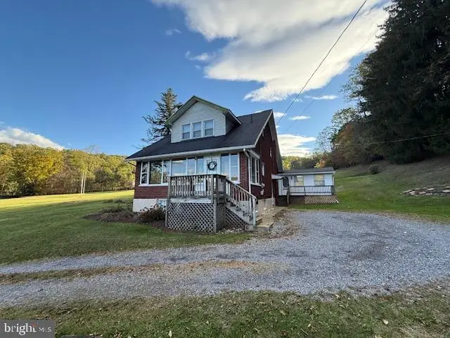 142 Cashman Rd, Altoona, PA 16601 - Image #1