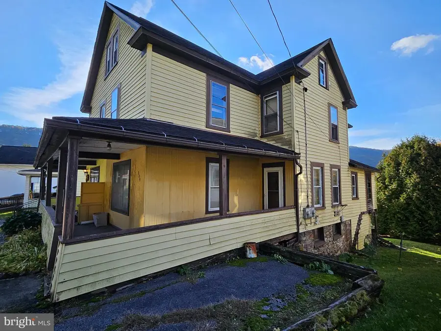 307 6th St, Tyrone, PA 16686 - Image #2