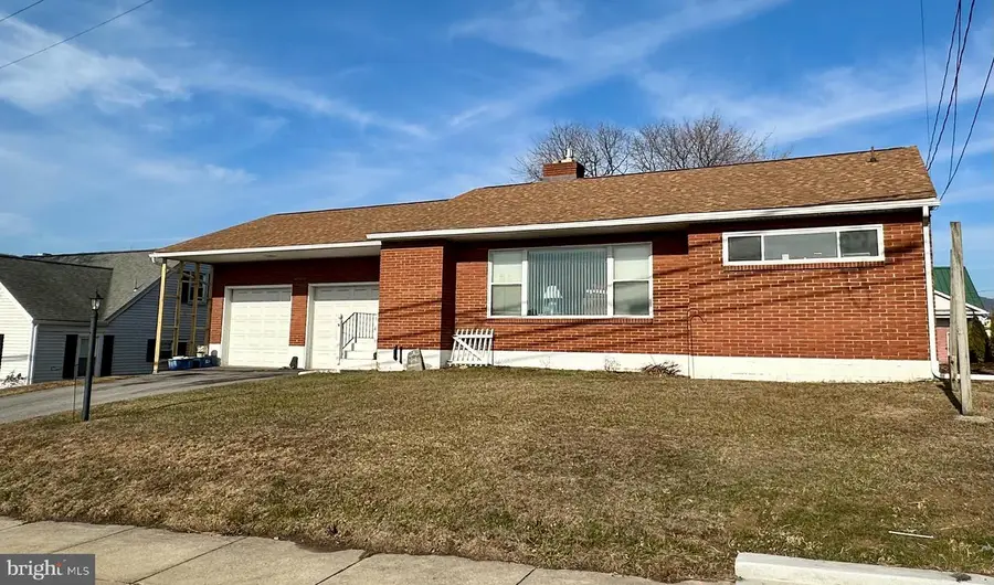 909 E Main St, Roaring Spring, PA 16673 - Image #2