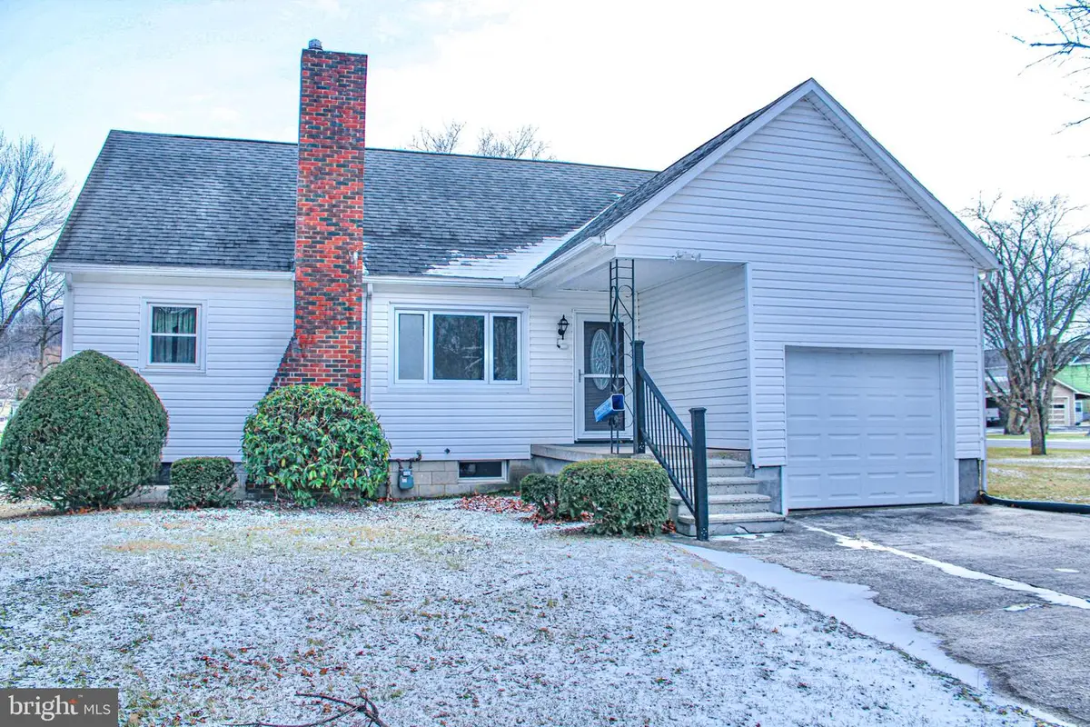 1029 6th Ave, Duncansville, PA 16635 - Image #1