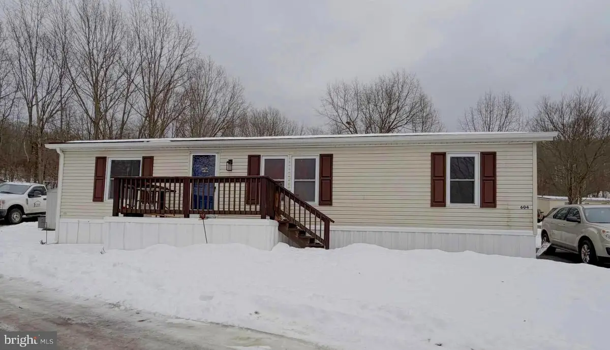 604 Grand Prix Dr., Altoona, PA 16601 - #1