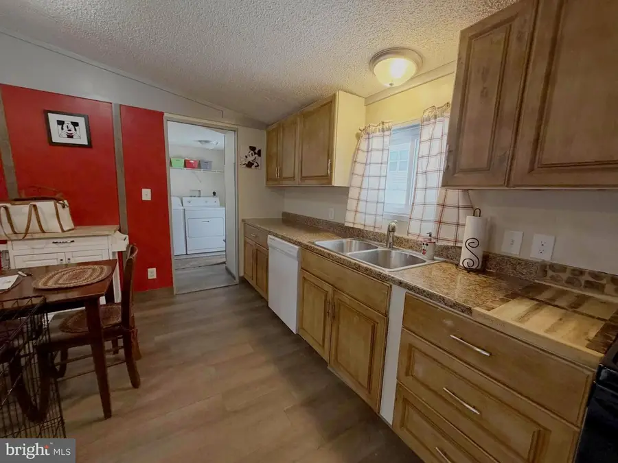 604 Grand Prix Dr., Altoona, PA 16601 - #3