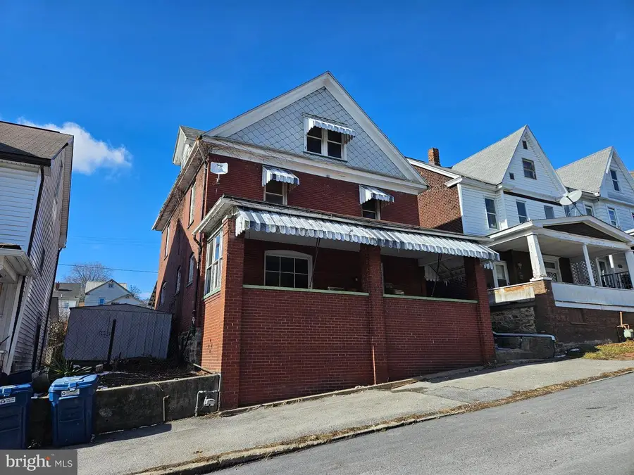 308 Cherry Ave, Altoona, PA 16601 - #2