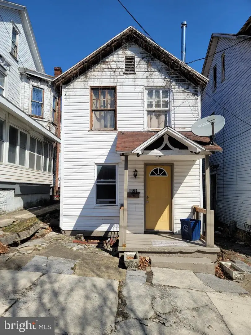 1406 Washington Ave, Altoona, PA 16601 - #1