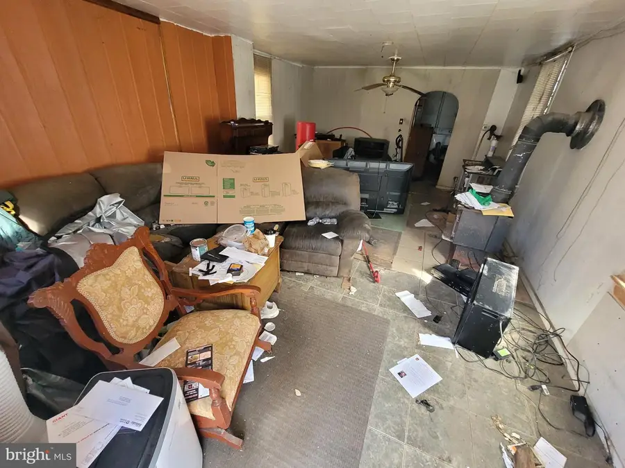 1406 Washington Ave, Altoona, PA 16601 - #2