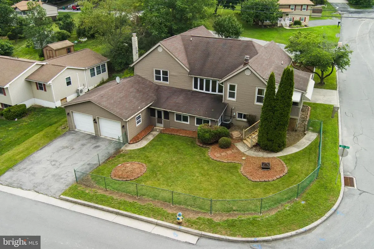 201 Winding Knoll Rd, Altoona, PA 16601 - #1
