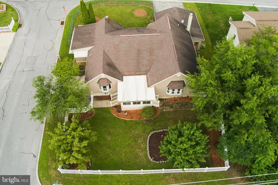 201 Winding Knoll Rd, Altoona, PA 16601 - #2