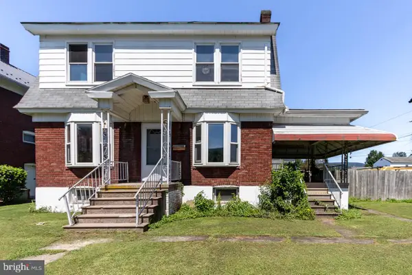 706 5th St E, BELLWOOD, PA 16617