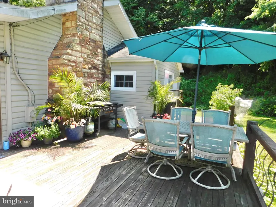 199 Swartz Rd, Altoona, PA 16601 - #2