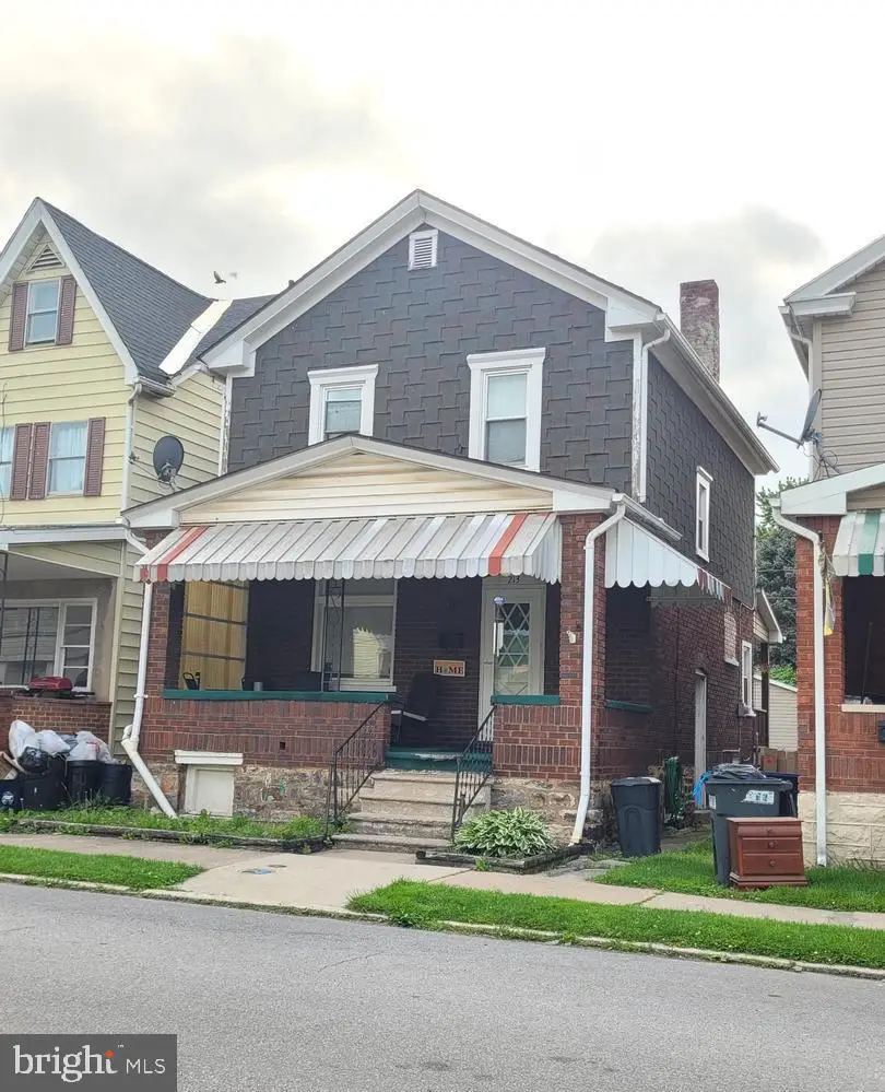 213 N 5th Ave, Altoona, PA 16601 - #1