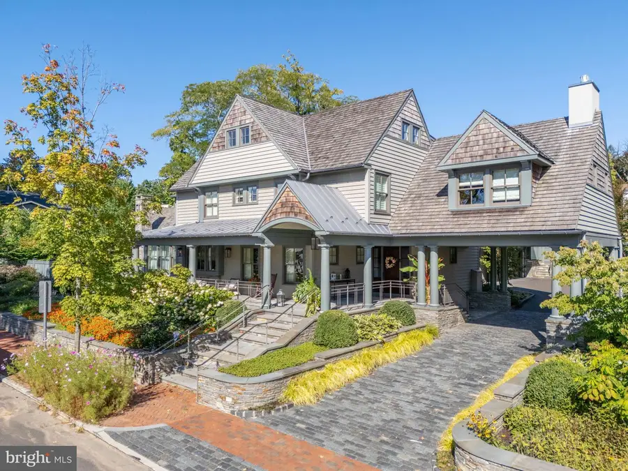 155 E Oakland Ave, Doylestown, PA 18901 - Image #2