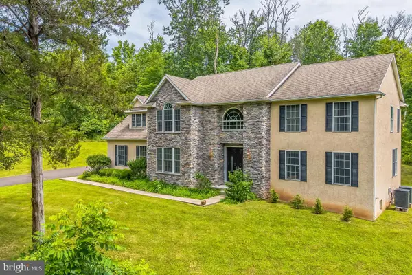 1408 Old Jacksonville Rd, IVYLAND, PA 18974