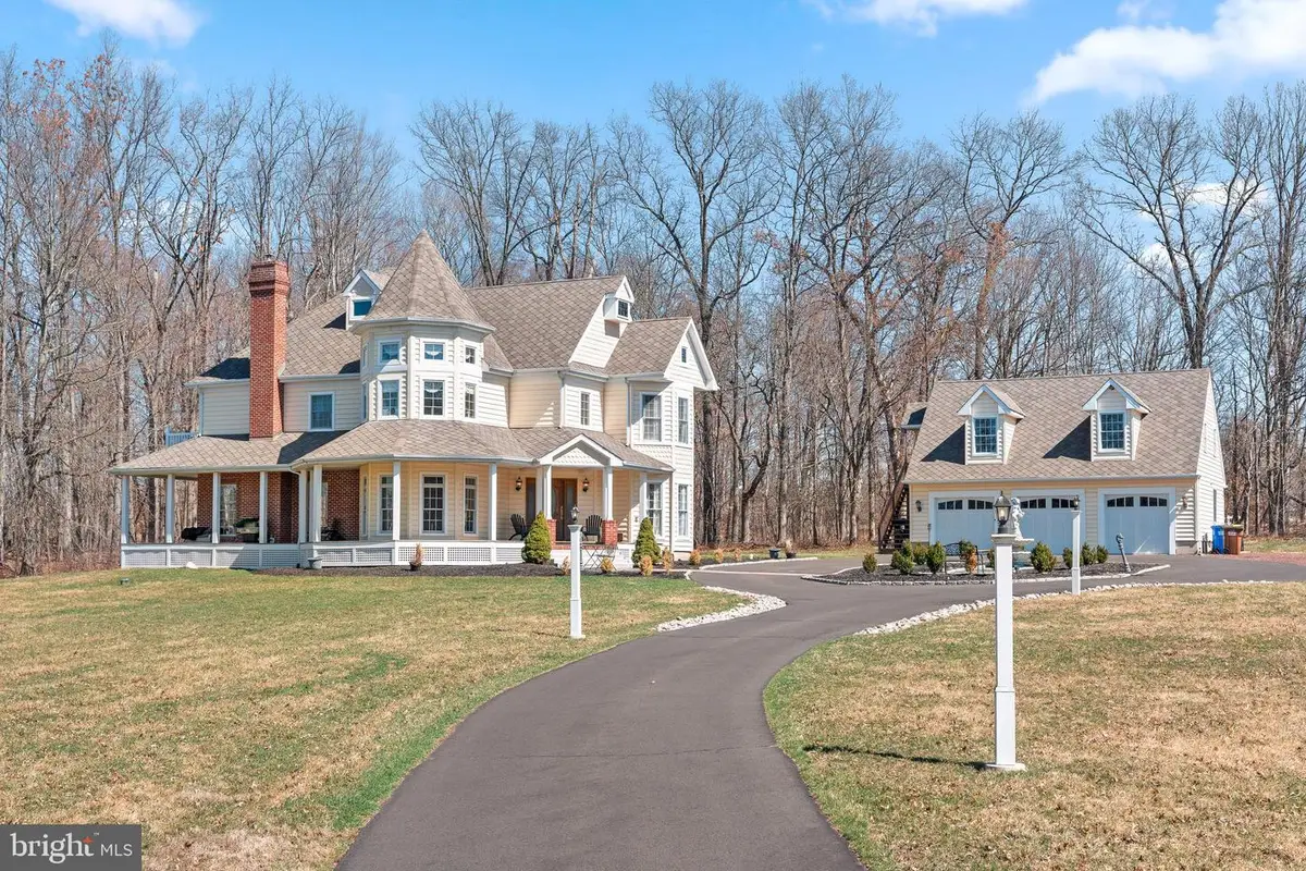 925 Park Ave, Newtown, PA 18940 - Image #1