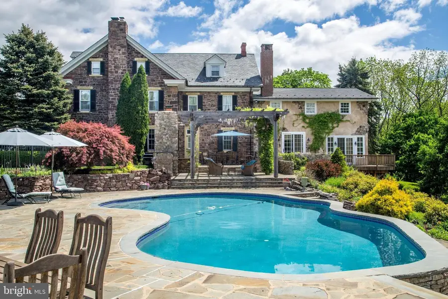 2332 Kunsman Rd, Quakertown, PA 18951 - Image #2