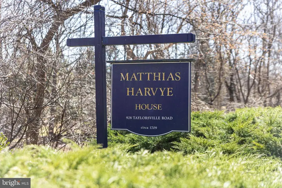 928 Taylorsville Rd, Washington Crossing, PA 18977 - Image #2