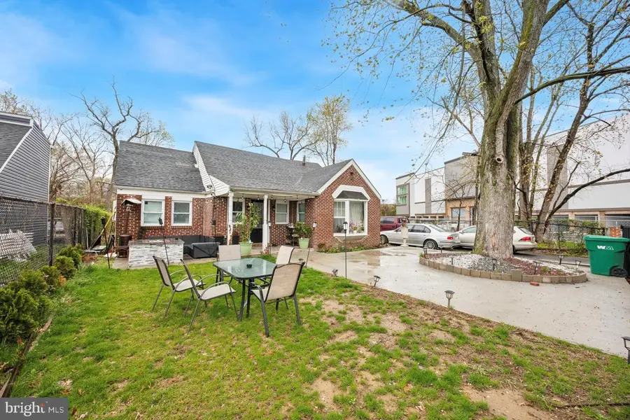 1201 Pacific Ave, Bristol, PA 19007 - Image #2