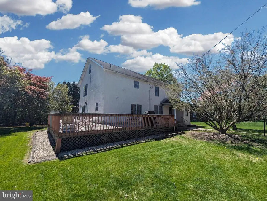 504 S 4th St, Perkasie, PA 18944 - Image #2