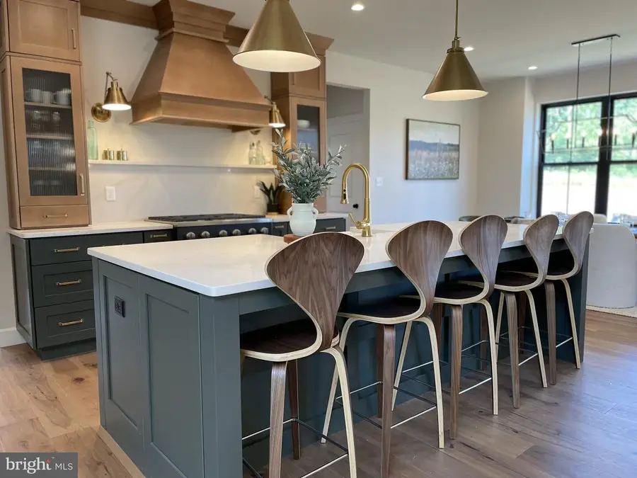 1615 Canary Rd, Quakertown, PA 18951 - Image #2