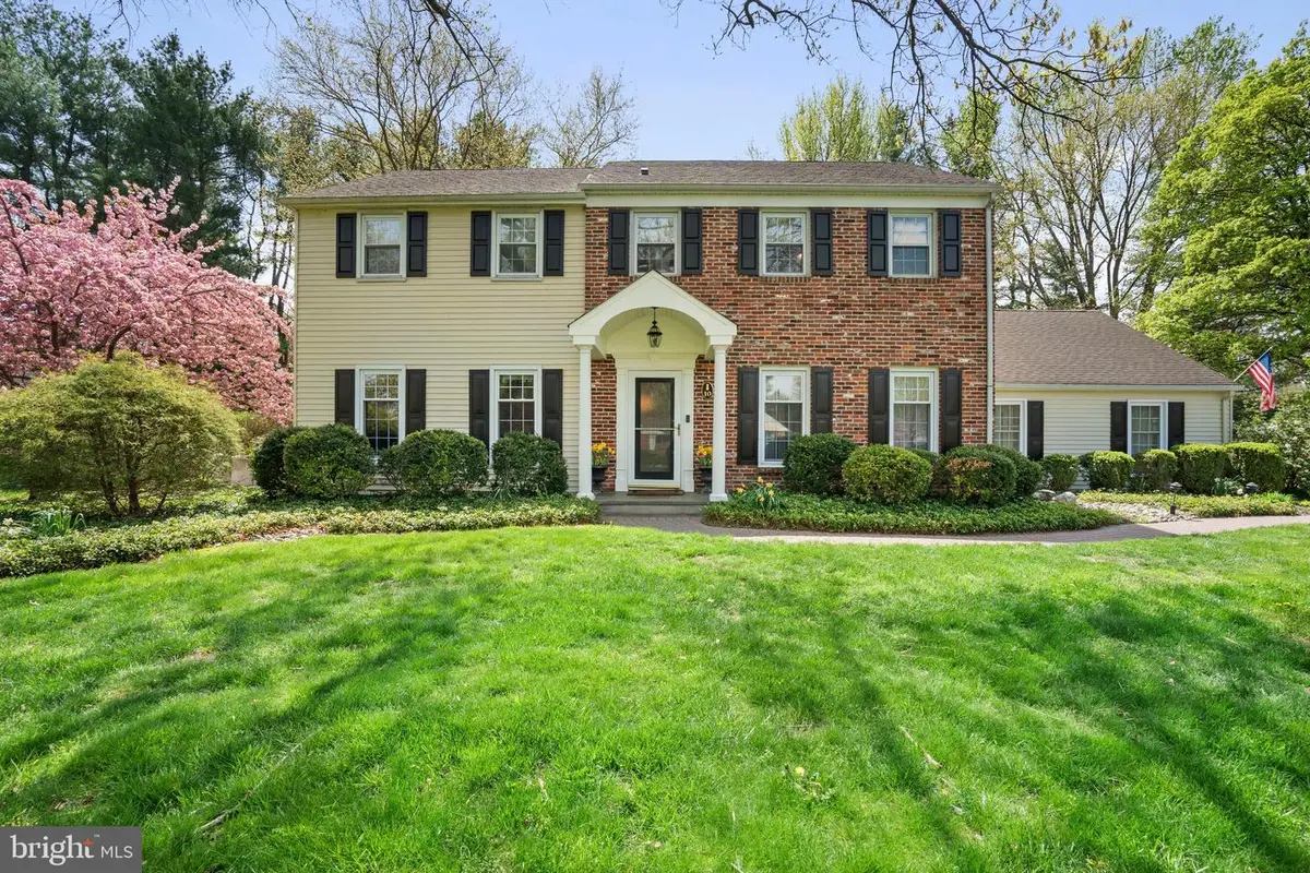 10 Bailey Dr, Washington Crossing, PA 18977 - Image #1