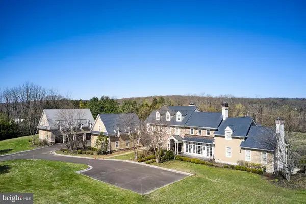 2727 Aquetong Rd, NEW HOPE, PA 18938