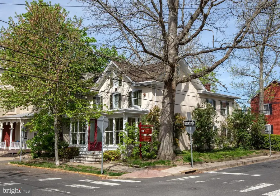 69 E Oakland Ave, Doylestown, PA 18901 - Image #3