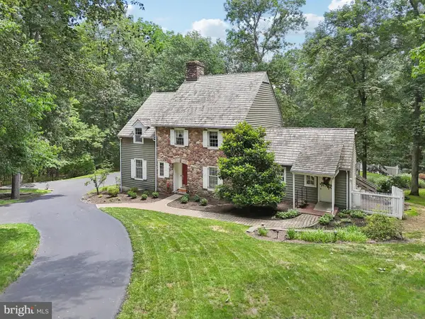 4250 Fretz Mill Rd, CARVERSVILLE, PA 18913