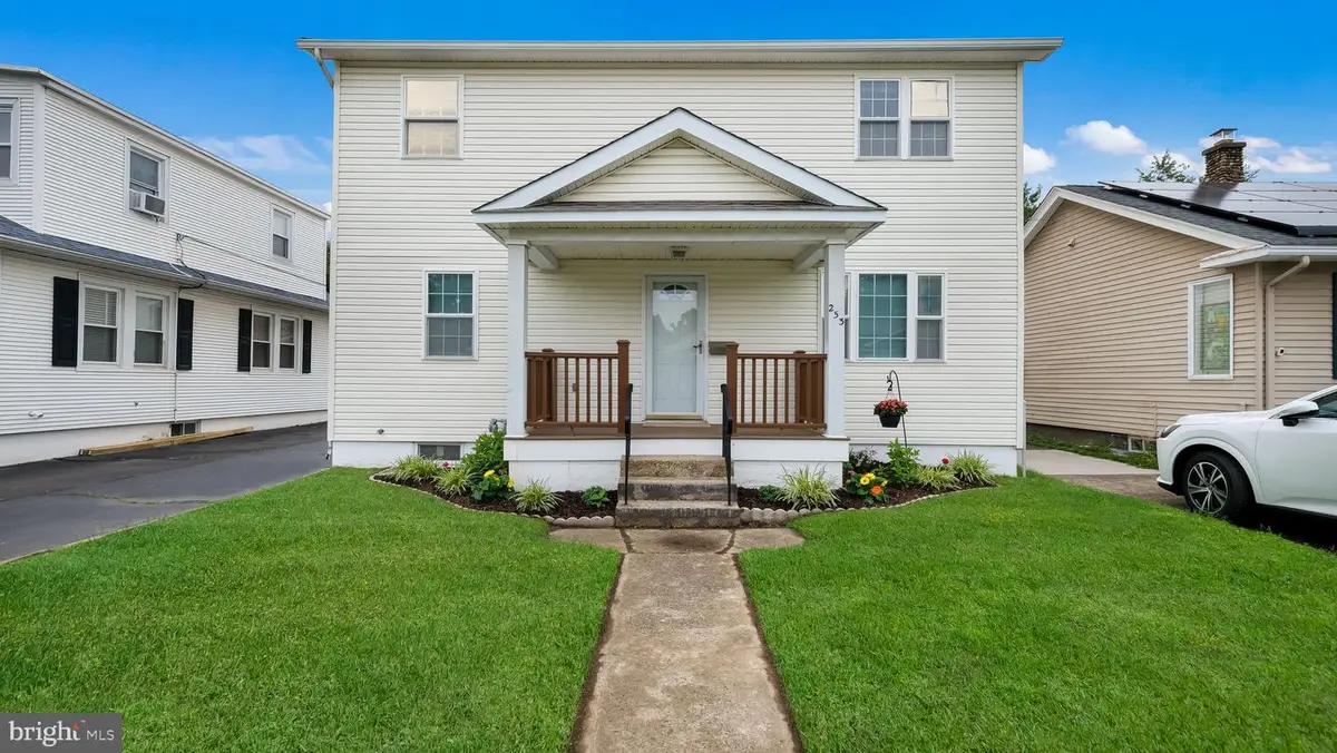 253 Roosevelt St, Bristol, PA 19007 - Image #1