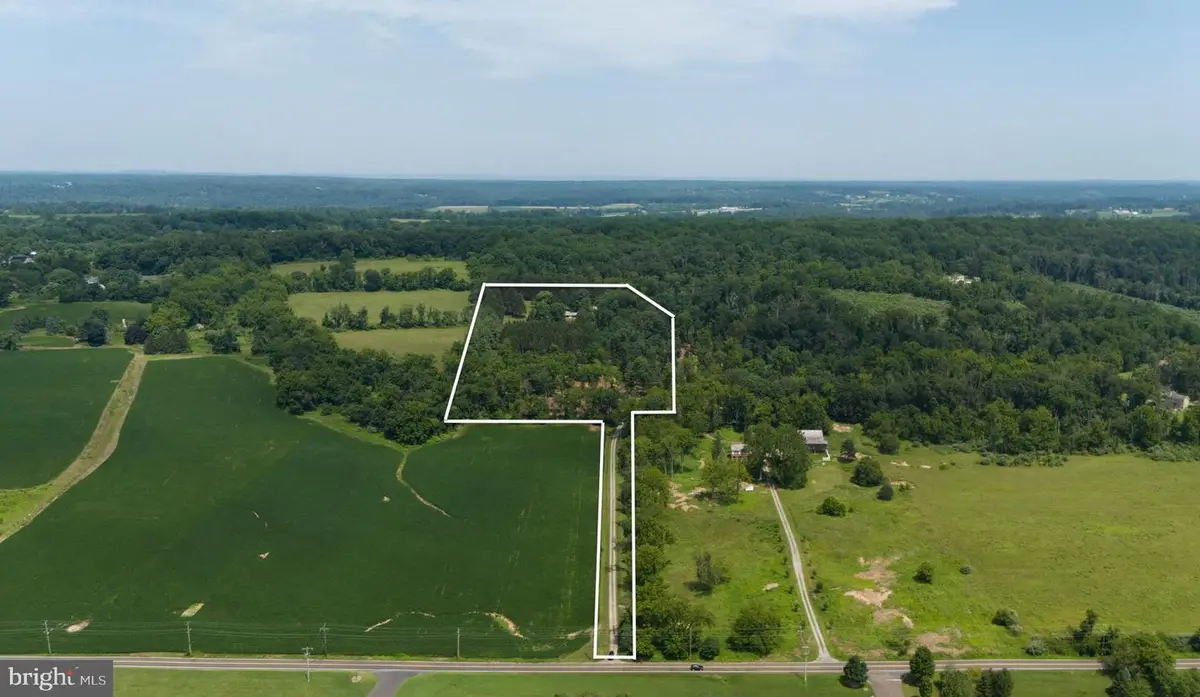 6853 Phillips Mill Rd, Solebury, PA 18963 - #1