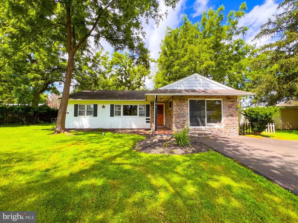 55 Fairway Dr, Yardley, PA 19067 - Image #1