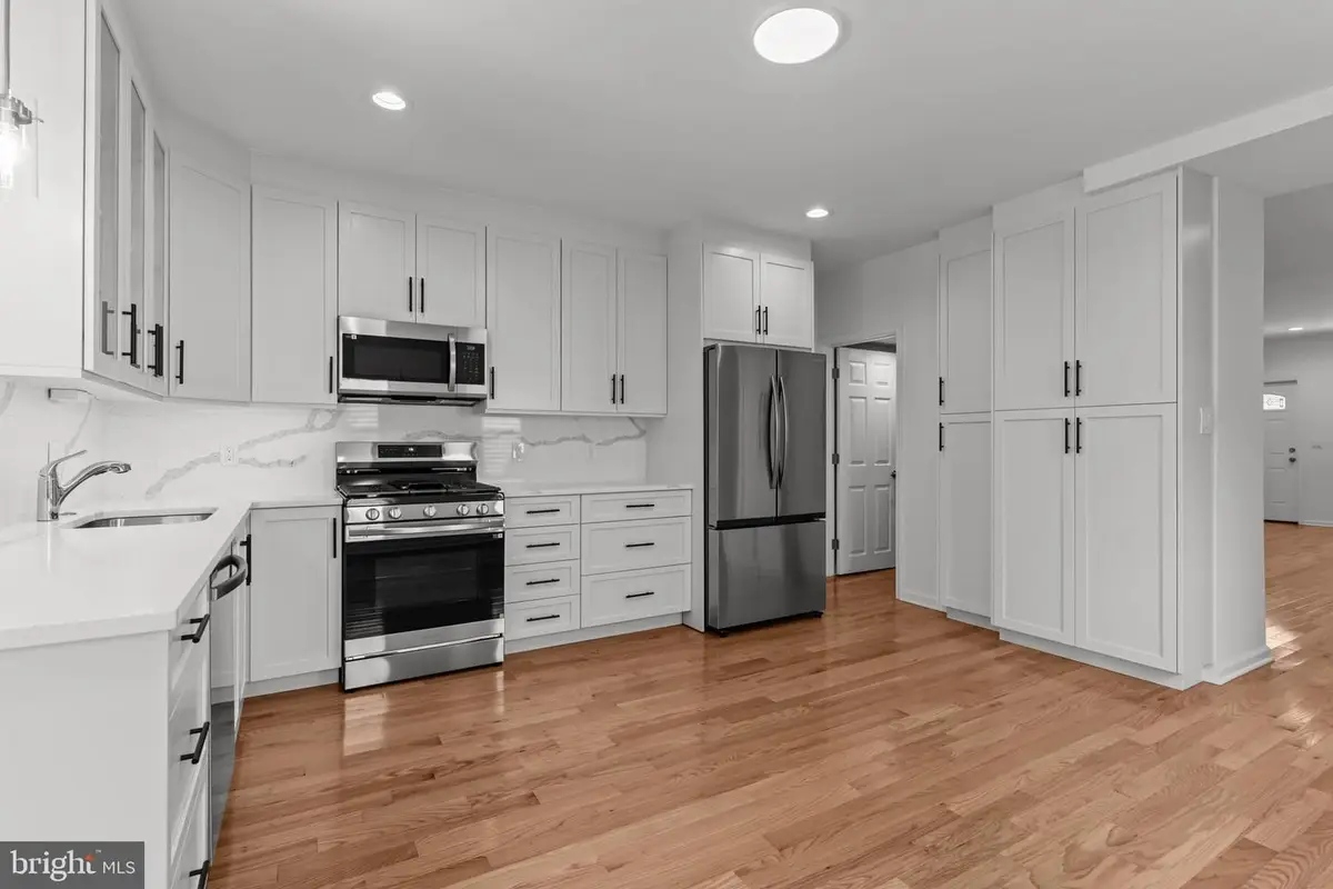 446 Pond St, Bristol, PA 19007 - Image #1