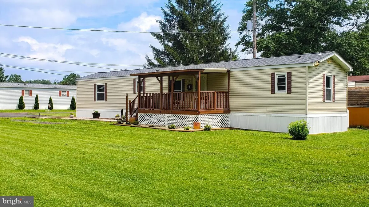 2060 Rohrbach Ln, Quakertown, PA 18951 - Image #1