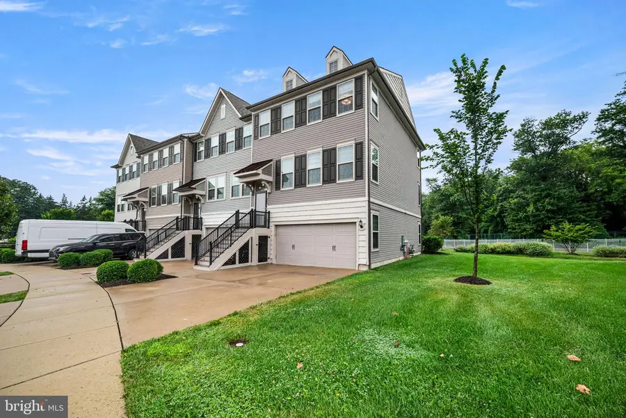 464 Rowan St, Warminster, PA 18974 - Image #2