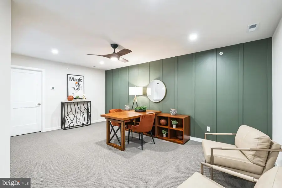 86 Cedar Cir, Levittown, PA 19055 - Image #3