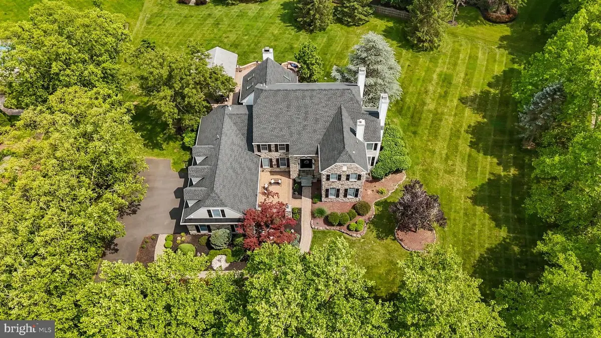 4605 Twinbrook Cir, Doylestown, PA 18902 - Image #1