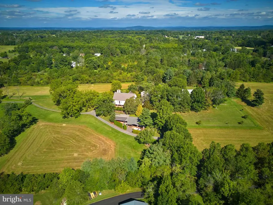 5382 Wismer Rd, Pipersville, PA 18947 - Image #3