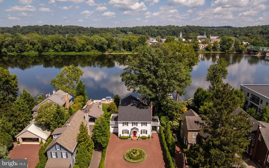 64 N Main St, New Hope, PA 18938 - Image #2