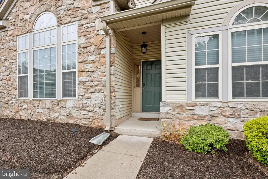 61 Legacy Oaks Dr, Richboro, PA 18954 - Image #3