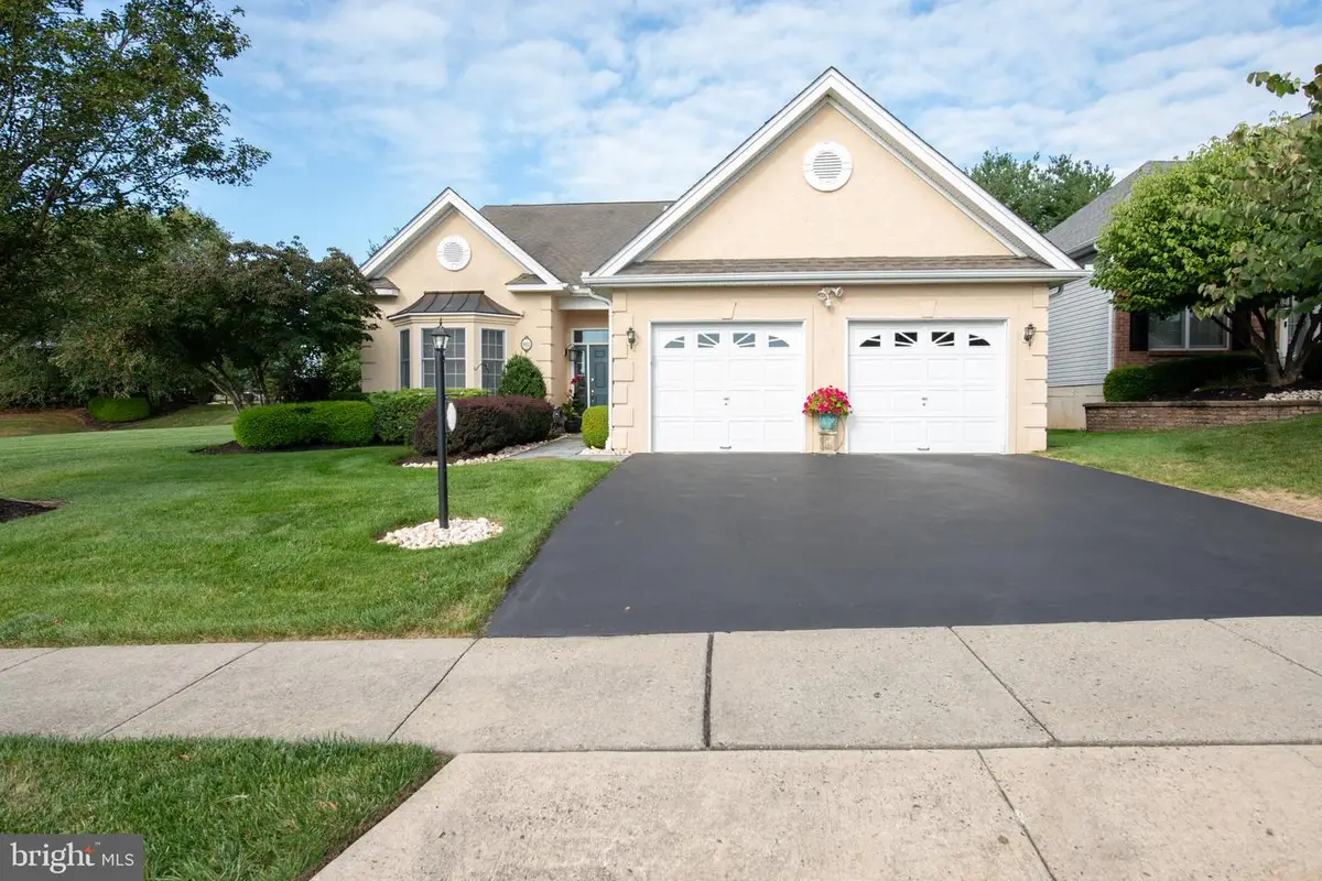 102 Keenan Ln, Holland, PA 18966 - Image #1