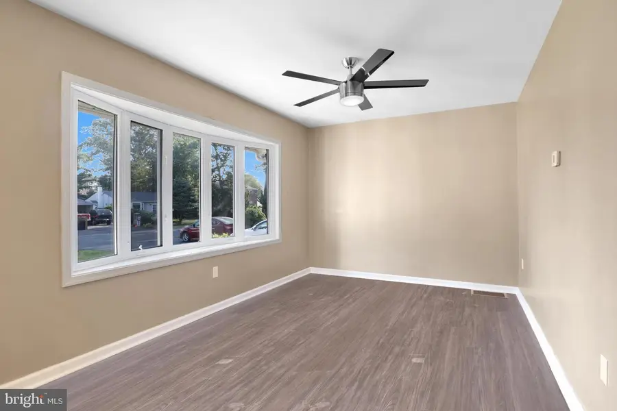 446 Maple St, Warminster, PA 18974 - Image #3