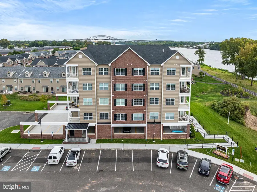 16442 River View Dr, Bristol, PA 19007 - Image #2