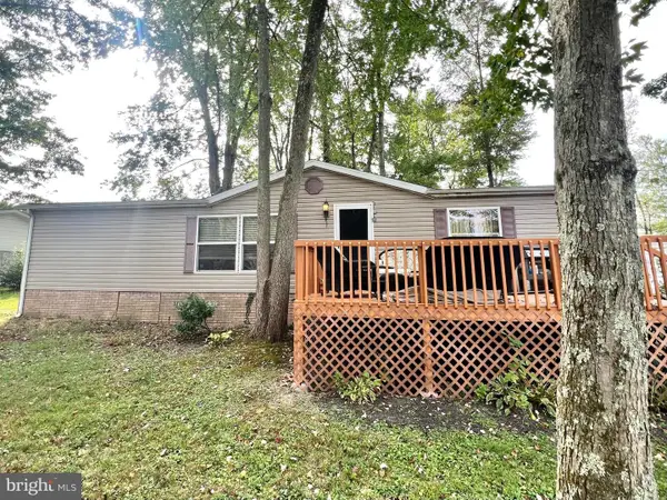 121 Conestoga Dr, DOYLESTOWN, PA 18901