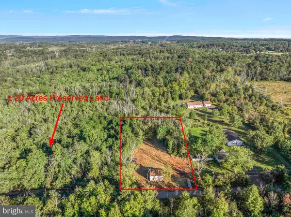 1270 Fennel Rd, PENNSBURG, PA 18073