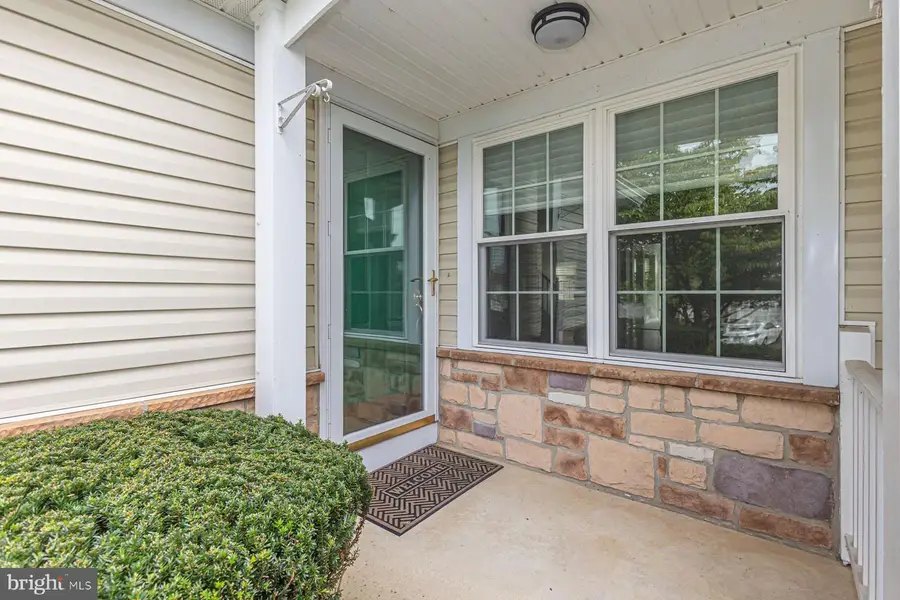 102 Waverly Ln #4, New Hope, PA 18938 - Image #2