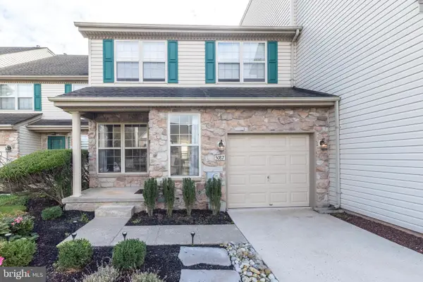 5087 Beacon Hill Ct, DOYLESTOWN, PA 18902