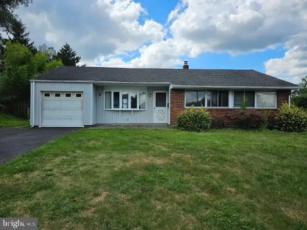 503 W Pine St, FEASTERVILLE TREVOSE, PA 19053