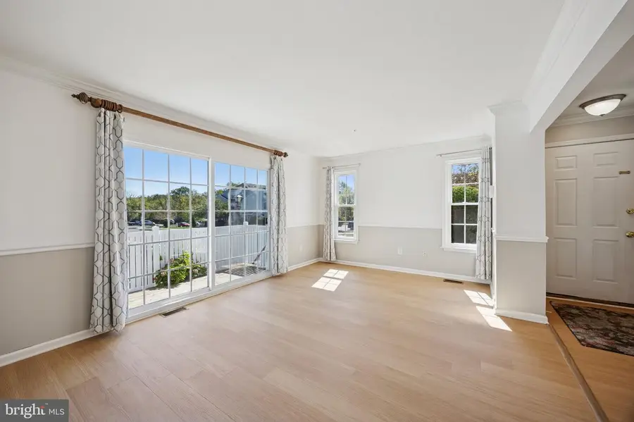 108 Eagle Ct #105, Jamison, PA 18929 - Image #3