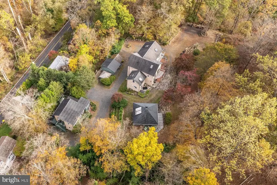 7640 Tohickon Hill Rd, Point Pleasant, PA 18950 - Image #2