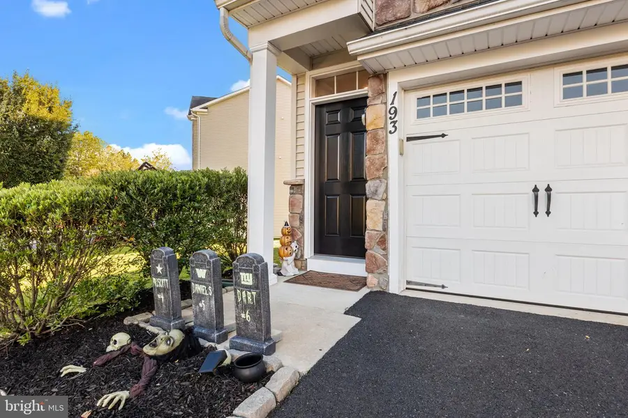 193 Graystone Dr, Feasterville Trevose, PA 19053 - Image #3